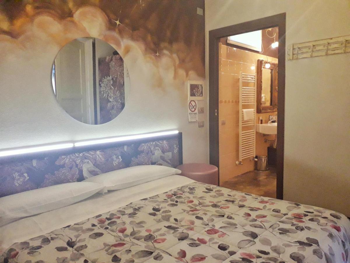Cortiletto D'Alba Camere Con Ristorante Exterior foto