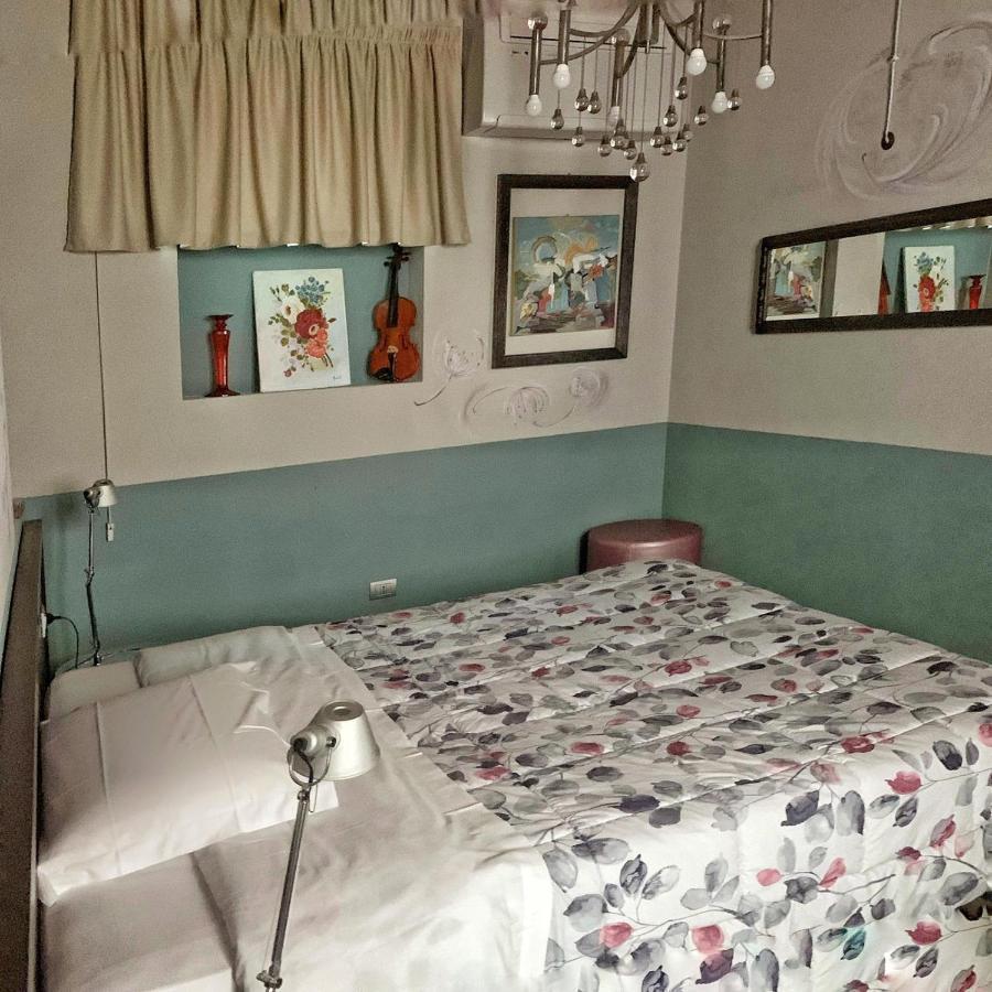 Cortiletto D'Alba Camere Con Ristorante Exterior foto
