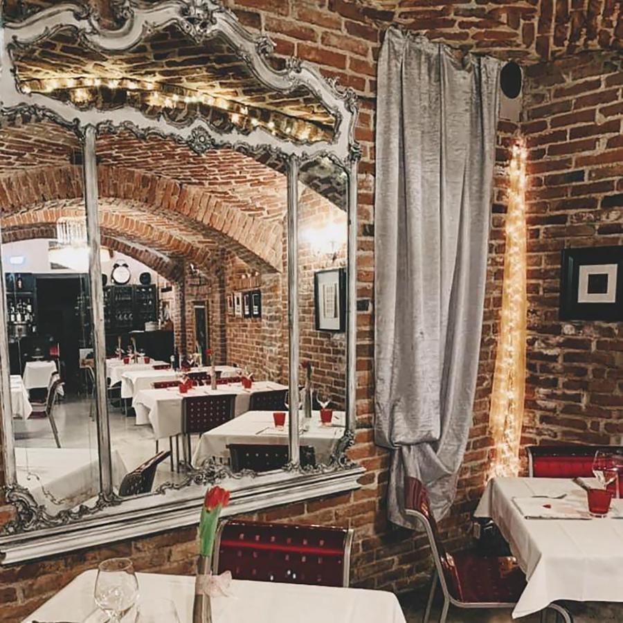 Cortiletto D'Alba Camere Con Ristorante Exterior foto